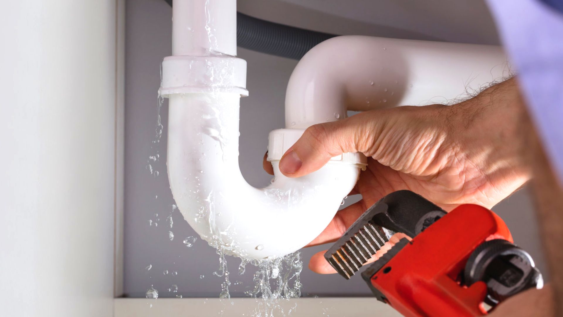 Fixing Leaking Water Pipe Under Sink