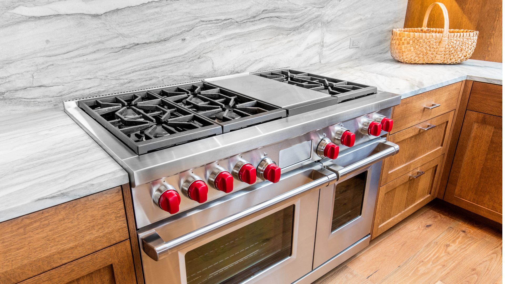 Gas Oven Red Knobs